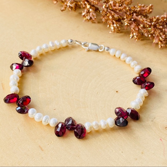 Mozambique Garnet Natural Pearl Sterling Bracelet - Picture 9 of 13